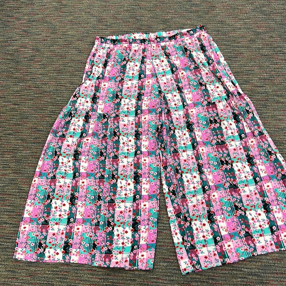 SHEIN flowered Palozo pants